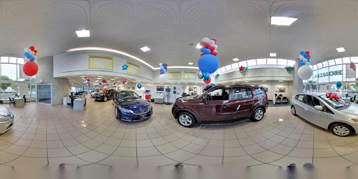 Honda Dealer «Huntington Honda», reviews and photos, 1055 E Jericho Turnpike, Huntington, NY 11743, USA