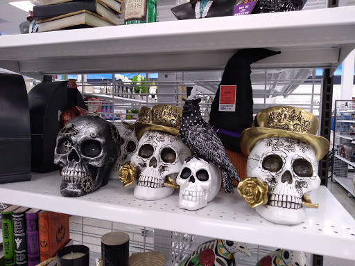 Clothing Store «Ross Dress for Less», reviews and photos, 3000 Gateway St, Springfield, OR 97477, USA