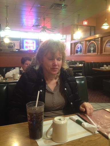 Shopping Mall «Pleasant Valley Shopping Center», reviews and photos, 7524 Broadview Rd, Cleveland, OH 44134, USA