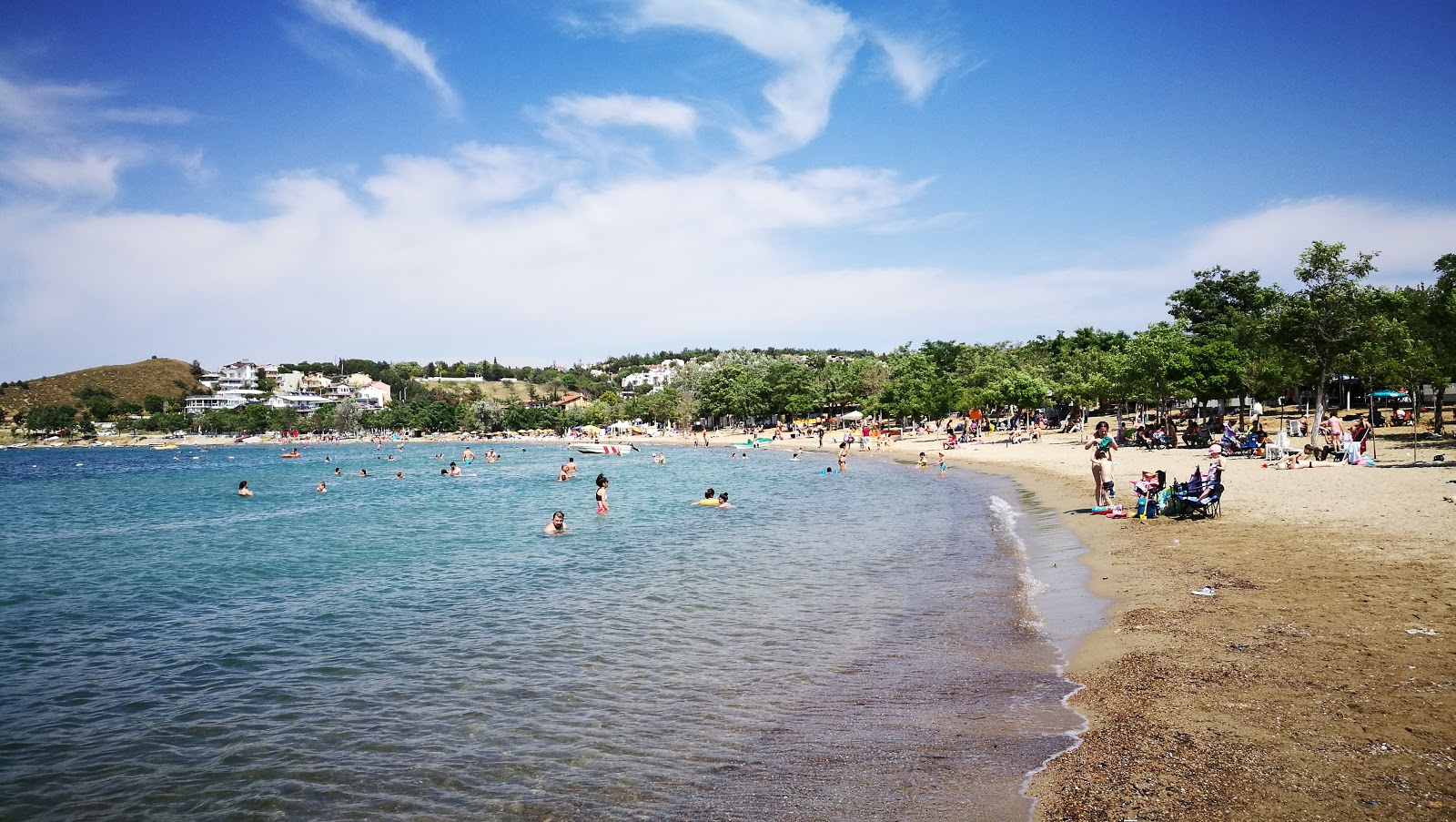 Foto av Guneyli beach - rekommenderas för familjeresenärer med barn