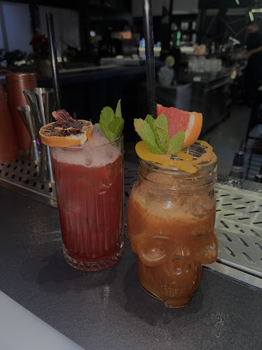 MoMix Bar Athens Ανοιχτές ώρες