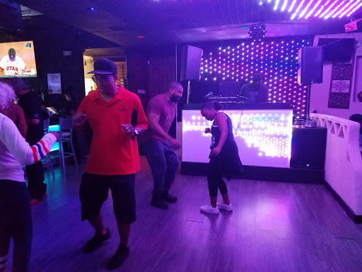 Lounge «Pk Tunn Lounge Bar & Grill», reviews and photos, 3103 Lawrenceville-Suwanee Rd, Suwanee, GA 30024, USA