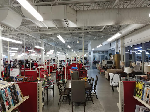 Thrift Store «The Salvation Army Family Store & Donation Center», reviews and photos, 4335 Oakton St, Skokie, IL 60076, USA