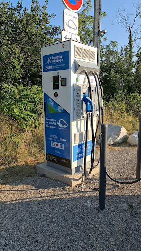 Borne de recharge de véhicules électriques Réseau eborn Station de recharge Vinsobres