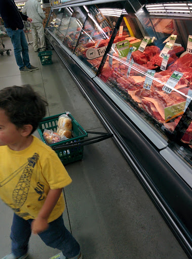 Supermarket «Berkeley Bowl West», reviews and photos, 920 Heinz Ave, Berkeley, CA 94710, USA