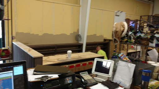 Pet Supply Store «Thomaston Feed», reviews and photos, 141 Watertown Rd, Thomaston, CT 06787, USA