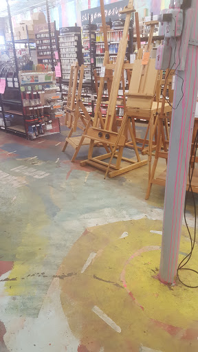 Art Supply Store «Artist & Craftsman Supply Kansas City», reviews and photos, 229 Southwest Blvd, Kansas City, MO 64108, USA