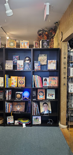 Book Store «Phoenix & Dragon Bookstore», reviews and photos, 5531 Roswell Rd NE, Sandy Springs, GA 30342, USA