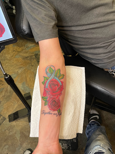 Tattoo Shop «Royal Flush Tattoos», reviews and photos, 2600 Poplar Ave, Memphis, TN 38112, USA