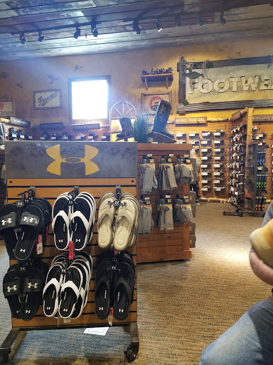 Sporting Goods Store «Bass Pro Shops», reviews and photos, 175 Bass Pro Blvd, Denham Springs, LA 70726, USA