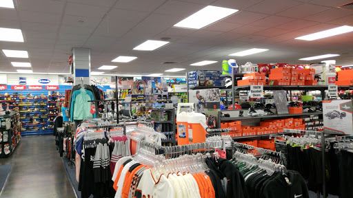 Sporting Goods Store «Big 5 Sporting Goods», reviews and photos, 2503 Cleveland Ave, Santa Rosa, CA 95403, USA