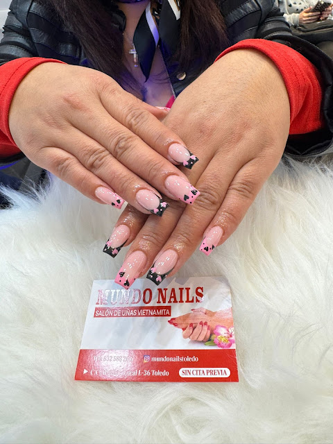 MUNDO NAILS ( salón uñas Vietnamita)