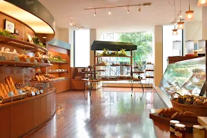 Pastry shop "La Mora" Urawa Royal Pines Hotel image