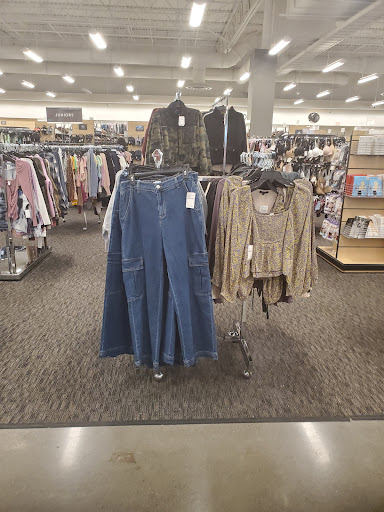 Department Store «Nordstrom Rack North Point MarketCenter», reviews and photos, 6200 North Point Pkwy, Alpharetta, GA 30022, USA