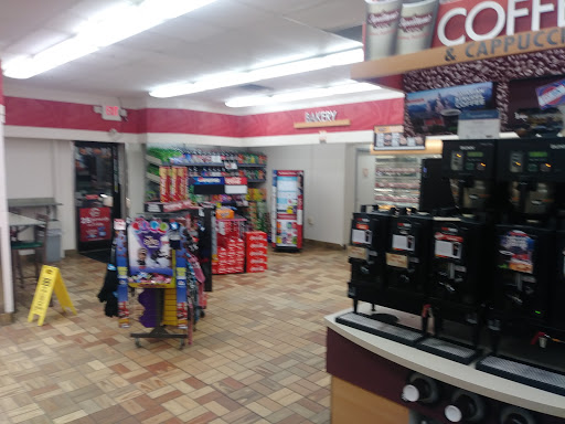 Gas Station «SuperAmerica», reviews and photos, 7449 E River Rd, Fridley, MN 55432, USA