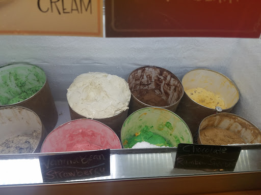 Ice cream shop Corona