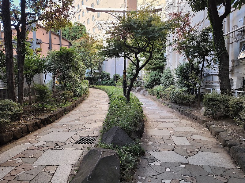 Shinjuku walkway park