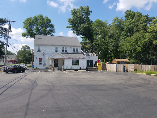 Grocery Store «Hobarts Country Store», reviews and photos, 2514 Main St, Tewksbury, MA 01876, USA