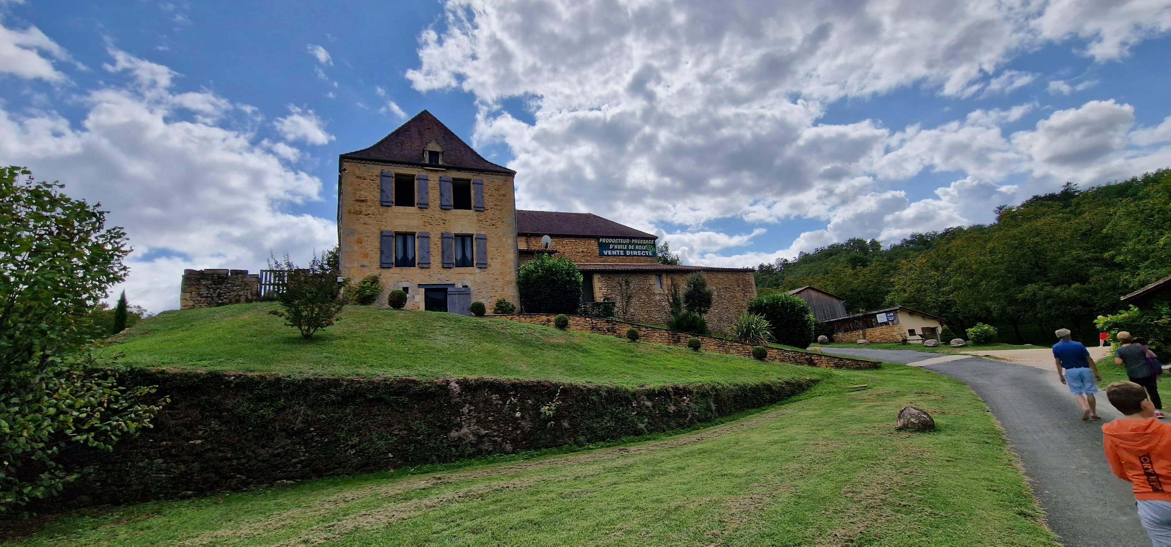 Photo n° 7 de l'avis de zitfaure. fait le 29/08/2023 à 17:57