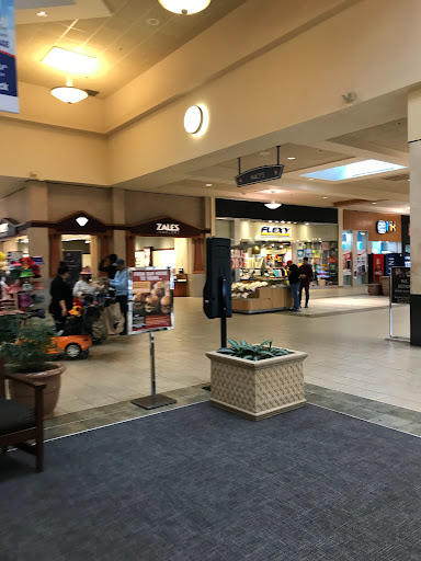 Shopping Mall «Brunswick Square», reviews and photos, 755 NJ-18, East Brunswick, NJ 08816, USA