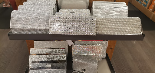 Shoe Store «DSW Designer Shoe Warehouse», reviews and photos, 19401 Alderwood Mall Pkwy, Lynnwood, WA 98036, USA