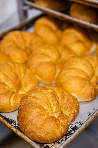 Donut Shop «Dough In The Box», reviews and photos, 3184 Austell Rd SW, Marietta, GA 30008, USA