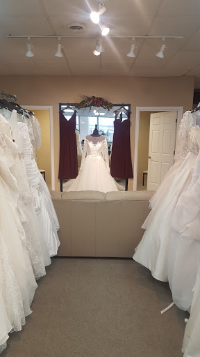 Bridal Shop «Sue Ames Bridal Outlet», reviews and photos, 202 N 10th St, Allentown, PA 18102, USA