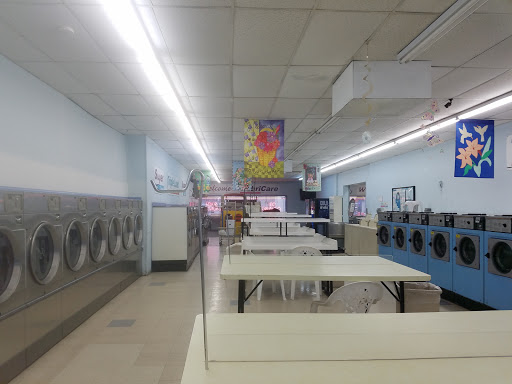 Dry Cleaner «Fabricare Cleaners», reviews and photos, 107 N Main St, Clawson, MI 48017, USA