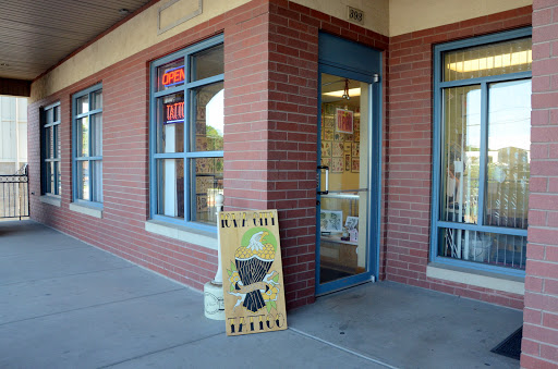 Tattoo Shop «Iowa City Tattoo», reviews and photos, 393 E College St, Iowa City, IA 52240, USA