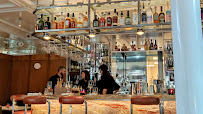 Atmosphère du Restaurant français Abstinence - Restaurant & Bar à Vin Vinyle à Paris - n°12