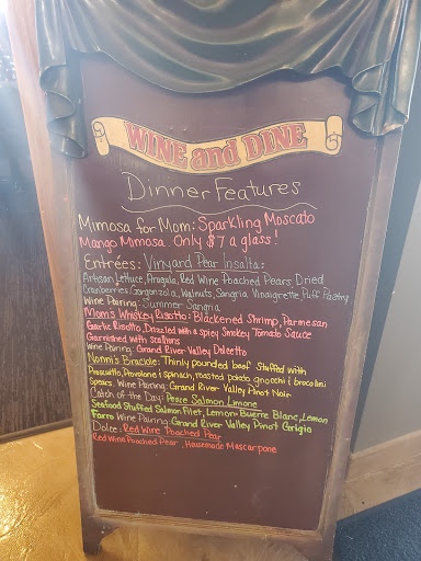 Italian Restaurant «Ferrante», reviews and photos, 5585 OH-307, Geneva, OH 44041, USA