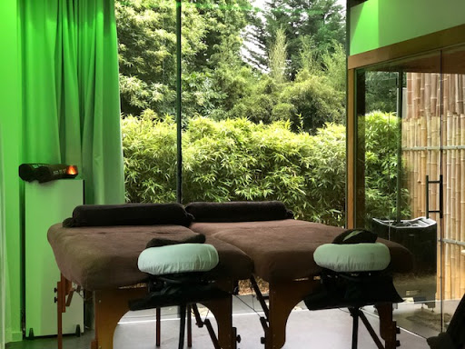Hotels with massages in Antwerp
