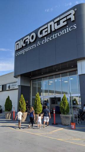 Electronics Store «Micro Center», reviews and photos, 750 Central Park Ave, Yonkers, NY 10704, USA