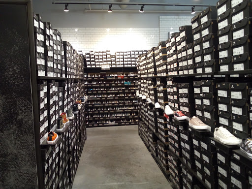 Shopping Mall «Gloucester Premium Outlets», reviews and photos, 100 Premium Outlets Dr, Blackwood, NJ 08012, USA