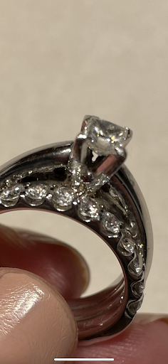 Jewelry Store «Kay Jewelers», reviews and photos, 520 Amsterdam Commons, Amsterdam, NY 12010, USA