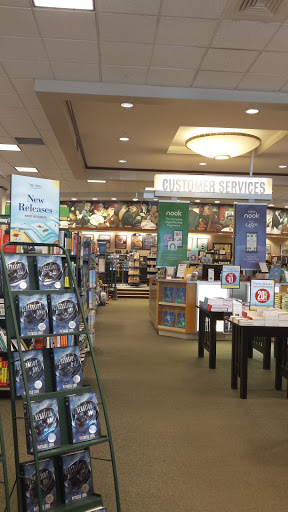 Book Store «Barnes & Noble», reviews and photos, 12170 Jefferson Ave, Newport News, VA 23602, USA
