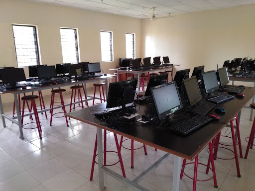 MPT Computer Academy, No. B 5, Shop No. 4, J/ Shopping Complex, Yola, Jimeta, Nigeria, Cell Phone Store, state Adamawa