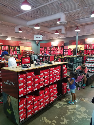 Shoe Store «PUMA», reviews and photos, 3939 S Interstate Hwy 35 #790, San Marcos, TX 78666, USA