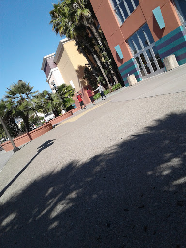 Movie Theater «Century 25 Union Landing and XD», reviews and photos, 32100 Union Landing Blvd, Union City, CA 94587, USA