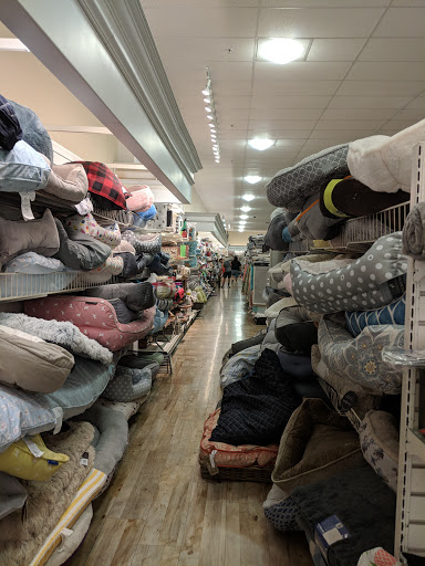 Department Store «HomeGoods», reviews and photos, 7871 N Blackstone Ave, Fresno, CA 93720, USA