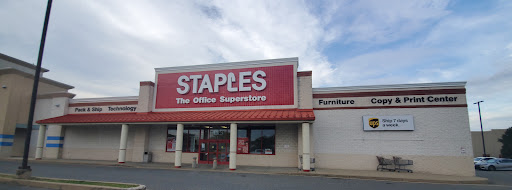 Office Supply Store «Staples», reviews and photos, 128 Sunset Blvd, New Castle, DE 19720, USA