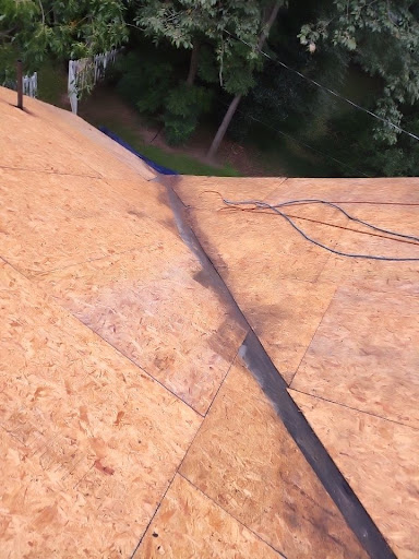 Roofing Contractor «DeLaurier Roofing», reviews and photos, 8771 Macon Hwy Suite A Athens GA 30606 United States