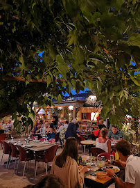 Atmosphère du Restaurant Chez Francis à Bonifacio - n°13