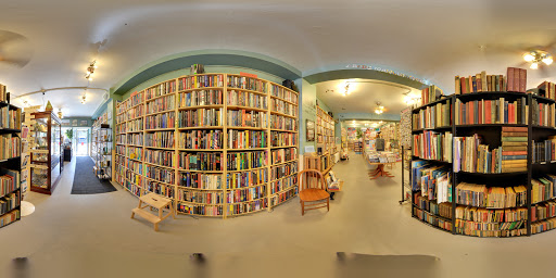Used Book Store «The Looking Glass», reviews and photos, 823 S Oak Park Ave, Oak Park, IL 60304, USA