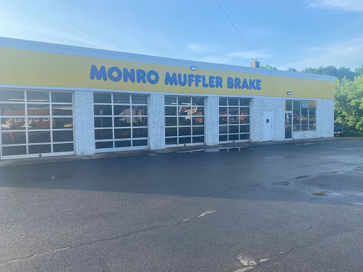 Monro Auto Service and Tire Centers image 7