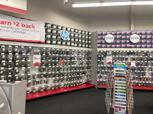 Office Supply Store «Staples», reviews and photos, 10530 Campus Way S, Largo, MD 20774, USA