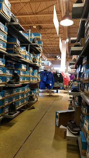Sportswear Store «Columbia Sportswear Outlet Store at Tanger Outlet Center», reviews and photos, 6699 N Landmark Dr e, Park City, UT 84098, USA