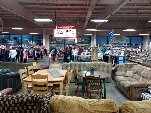 Thrift Store «Red Racks & Dav Thrift Stores», reviews and photos, 2855 S Kansas Expy, Springfield, MO 65807, USA
