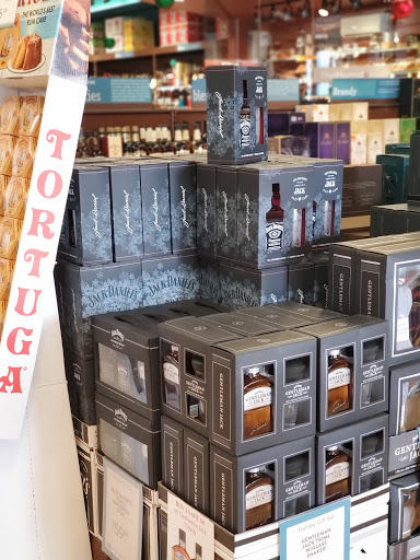 Liquor Store «ABC Fine Wine & Spirits», reviews and photos, 424 E Merritt Island Causeway, Merritt Island, FL 32952, USA