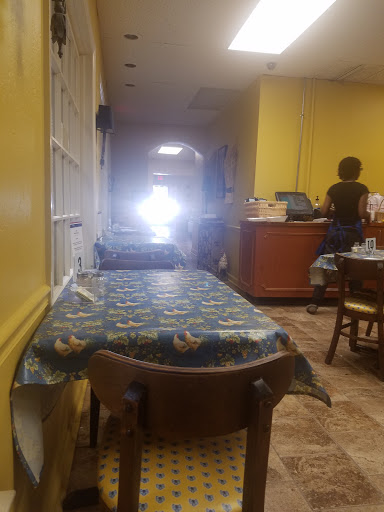 Restaurant «La Baguette French Bread and Pastry Shop», reviews and photos, 3088 Poplar Ave, Memphis, TN 38111, USA